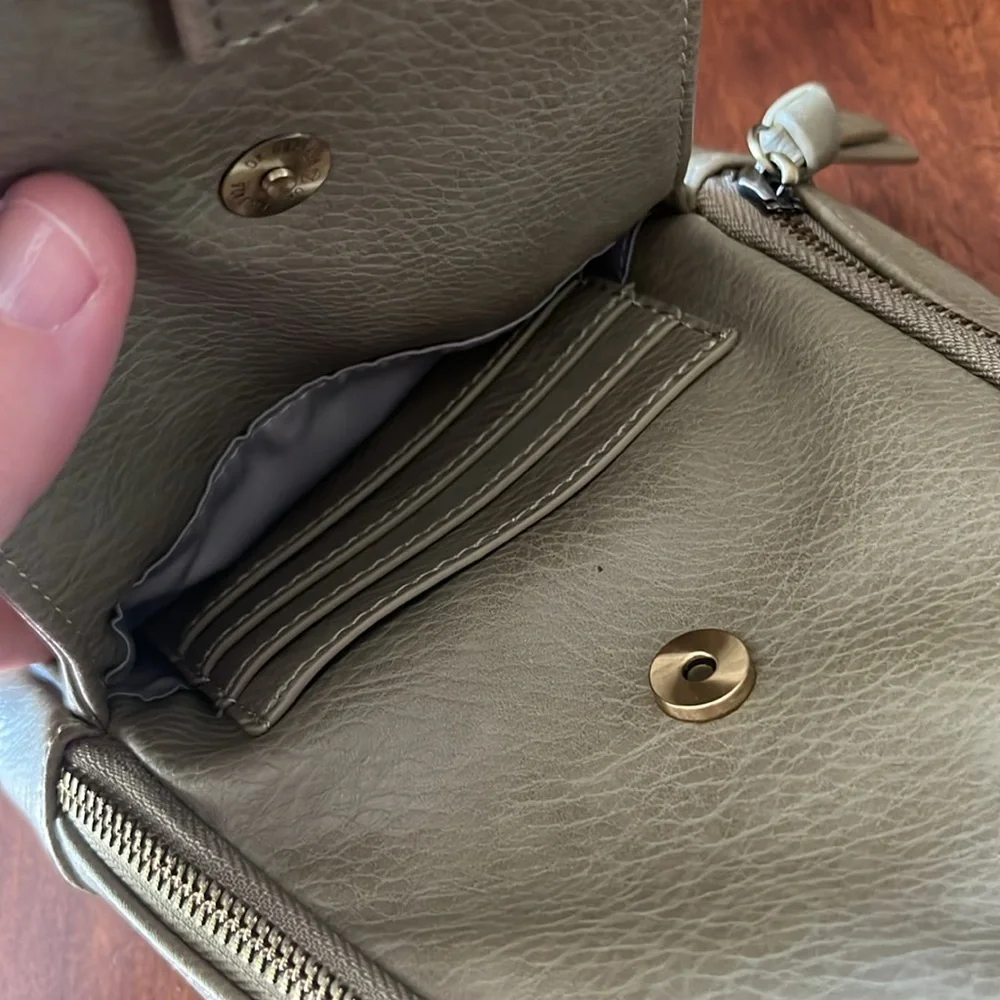 Anthropologie Urban originals crossbody - Picture 3 of 4